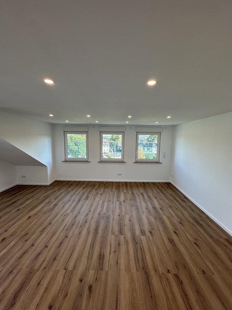 Prenájom bytu 3-izbový 75 m², Sankt-Peter-Weg 14, Schwerte, Severné Porýnie - Westfálsko Prenájom bytu 3-izbový 75 m², Sankt-Peter-Weg 14, Schwerte, Severné Porýnie - Westfálsko