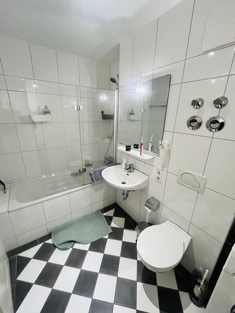 Predaj bytu 2-izbový 64 m², Wölflinstr. 3, Freiburg, Bádensko-Wurttembersko Predaj bytu 2-izbový 64 m², Wölflinstr. 3, Freiburg, Bádensko-Wurttembersko