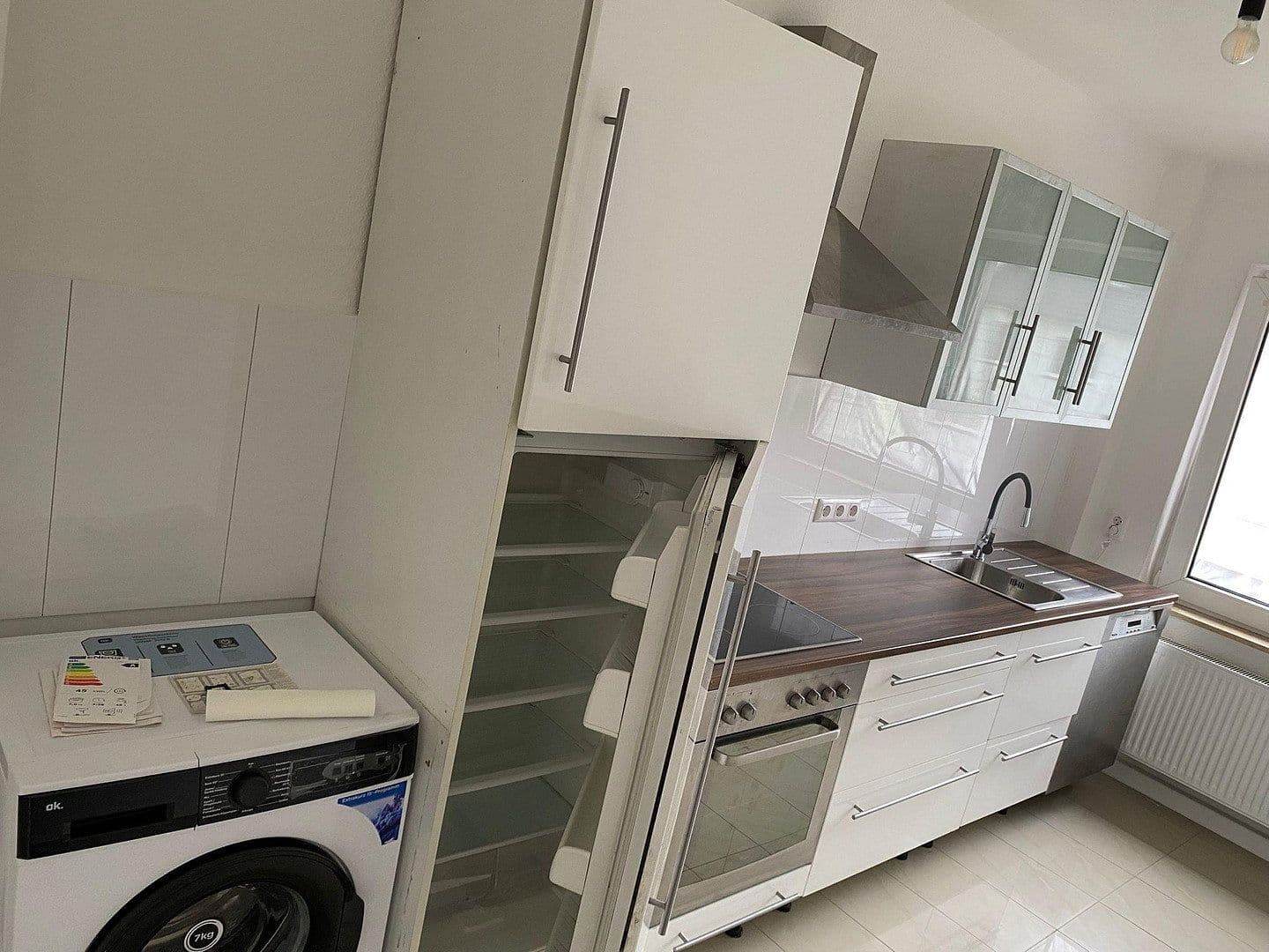 Prenájom bytu 3-izbový 30 m², Wuppertal, Severné Porýnie - Westfálsko Prenájom bytu 3-izbový 30 m², Wuppertal, Severné Porýnie - Westfálsko