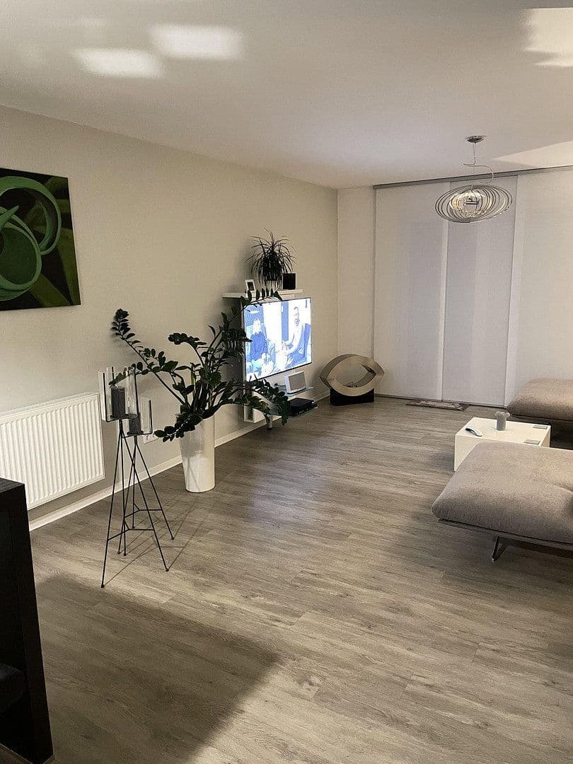 Predaj domu 87 m², pozemok 121 m², Frankenthal, Porýnie-Falcko Predaj domu 87 m², pozemok 121 m², Frankenthal, Porýnie-Falcko