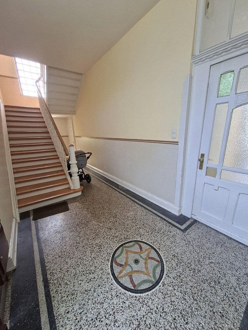 Predaj domu 340 m², pozemok 680 m², Solingen, Severné Porýnie - Westfálsko Predaj domu 340 m², pozemok 680 m², Solingen, Severné Porýnie - Westfálsko