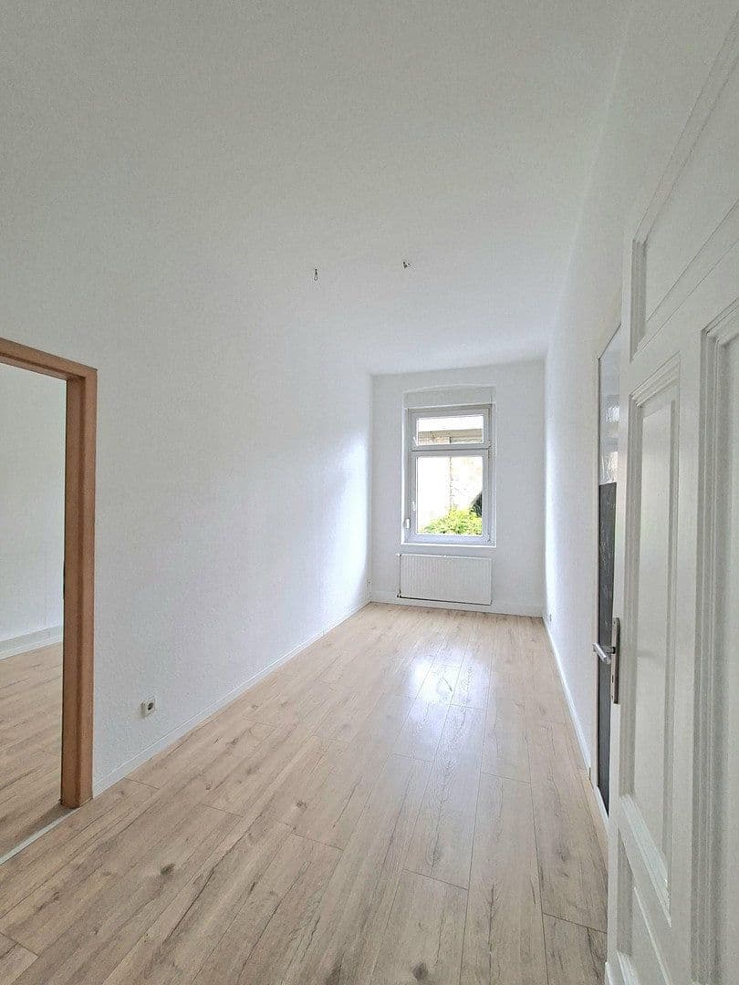Predaj domu 340 m², pozemok 680 m², Solingen, Severné Porýnie - Westfálsko Predaj domu 340 m², pozemok 680 m², Solingen, Severné Porýnie - Westfálsko