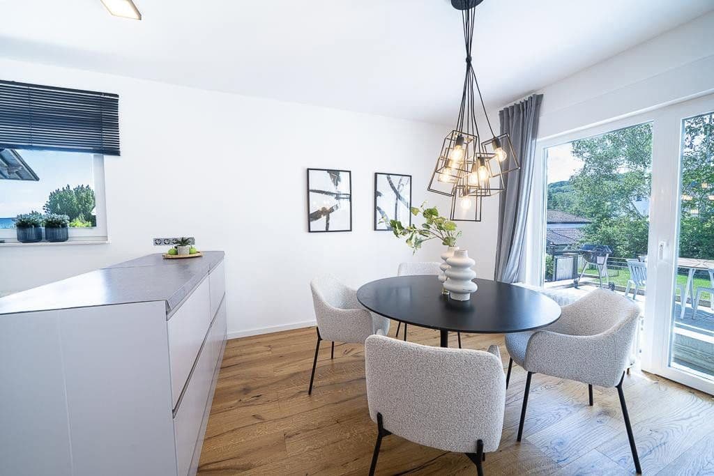 Predaj domu 136 m², pozemok 399 m², Am Belzbecker 13, Neu-Anspach, Hesensko Predaj domu 136 m², pozemok 399 m², Am Belzbecker 13, Neu-Anspach, Hesensko