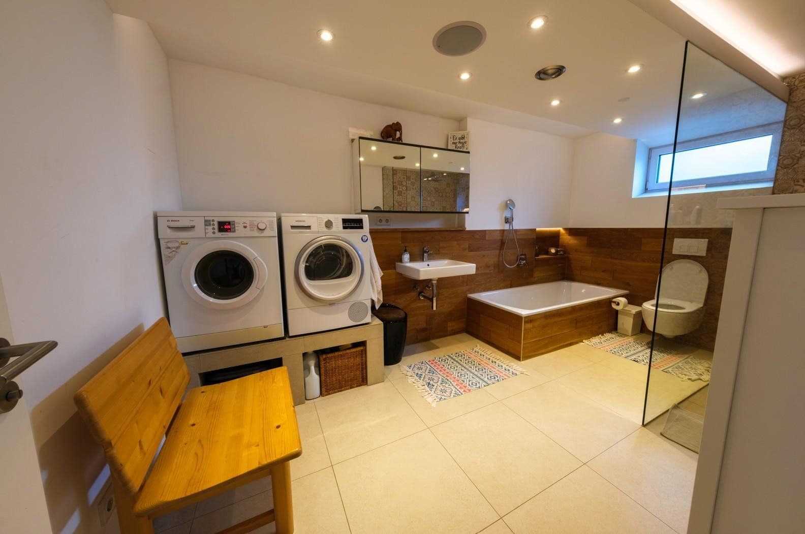 Prenájom bytu 2-izbový 96 m², Stuttgart-Weilimdorf, Bádensko-Wurttembersko Prenájom bytu 2-izbový 96 m², Stuttgart-Weilimdorf, Bádensko-Wurttembersko