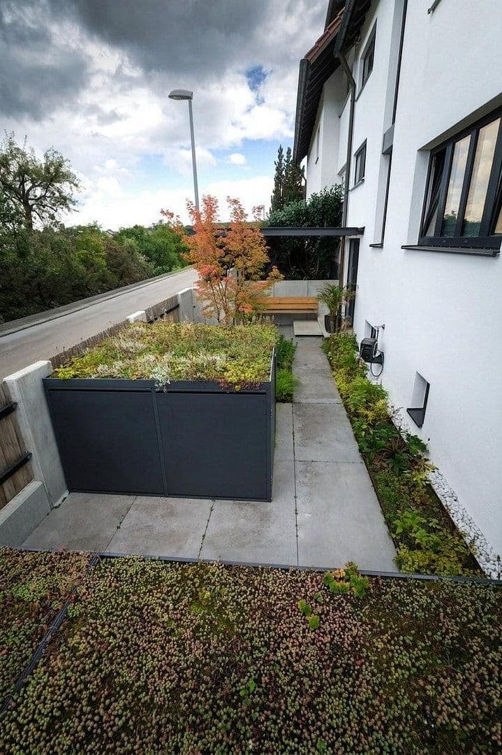 Prenájom bytu 2-izbový 96 m², Stuttgart-Weilimdorf, Bádensko-Wurttembersko Prenájom bytu 2-izbový 96 m², Stuttgart-Weilimdorf, Bádensko-Wurttembersko