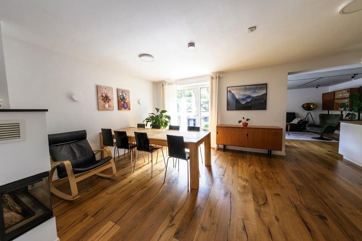 Prenájom bytu 2-izbový 96 m², Stuttgart-Weilimdorf, Bádensko-Wurttembersko Prenájom bytu 2-izbový 96 m², Stuttgart-Weilimdorf, Bádensko-Wurttembersko