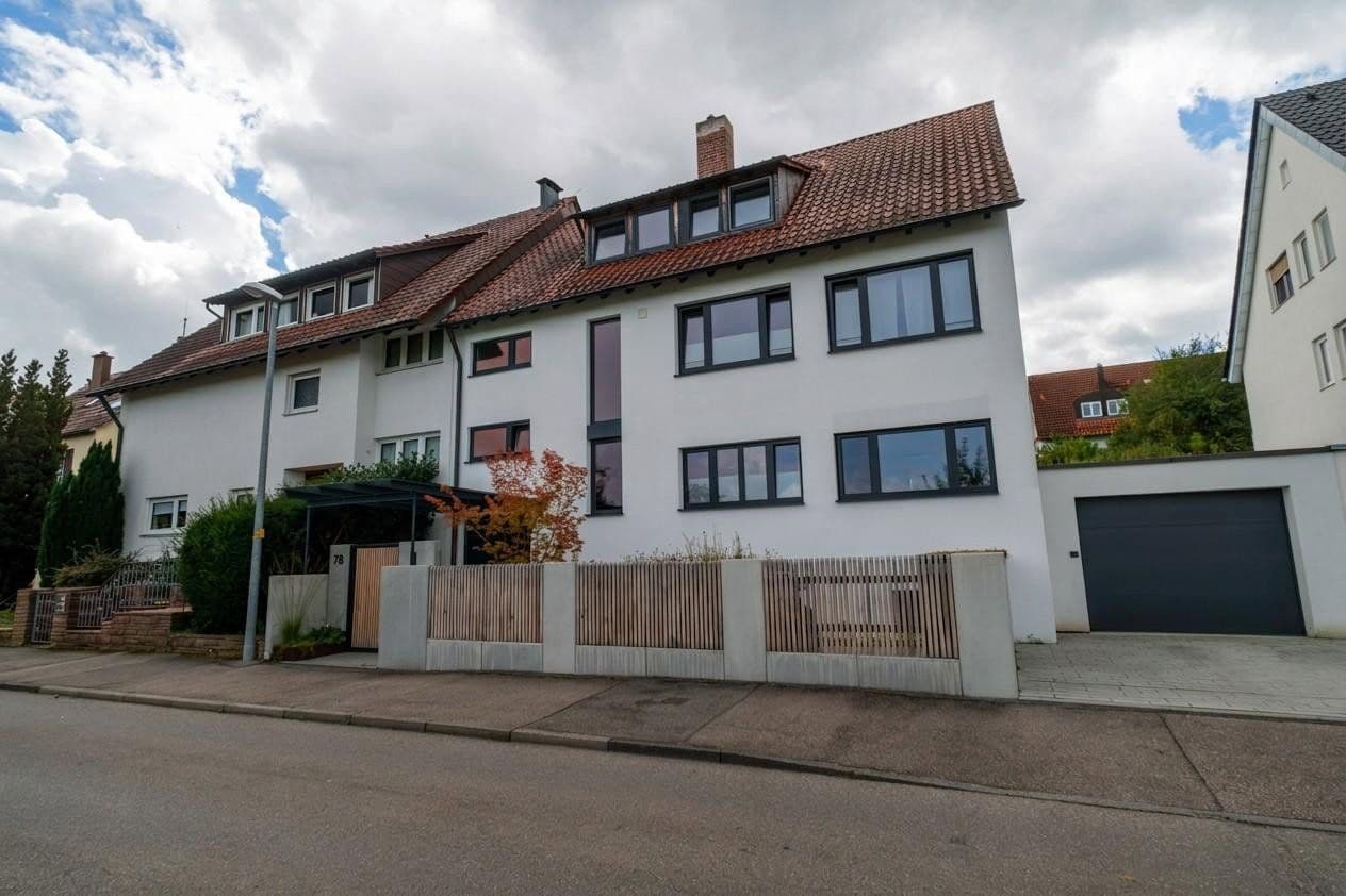 Prenájom bytu 2-izbový 96 m², Stuttgart-Weilimdorf, Bádensko-Wurttembersko Prenájom bytu 2-izbový 96 m², Stuttgart-Weilimdorf, Bádensko-Wurttembersko