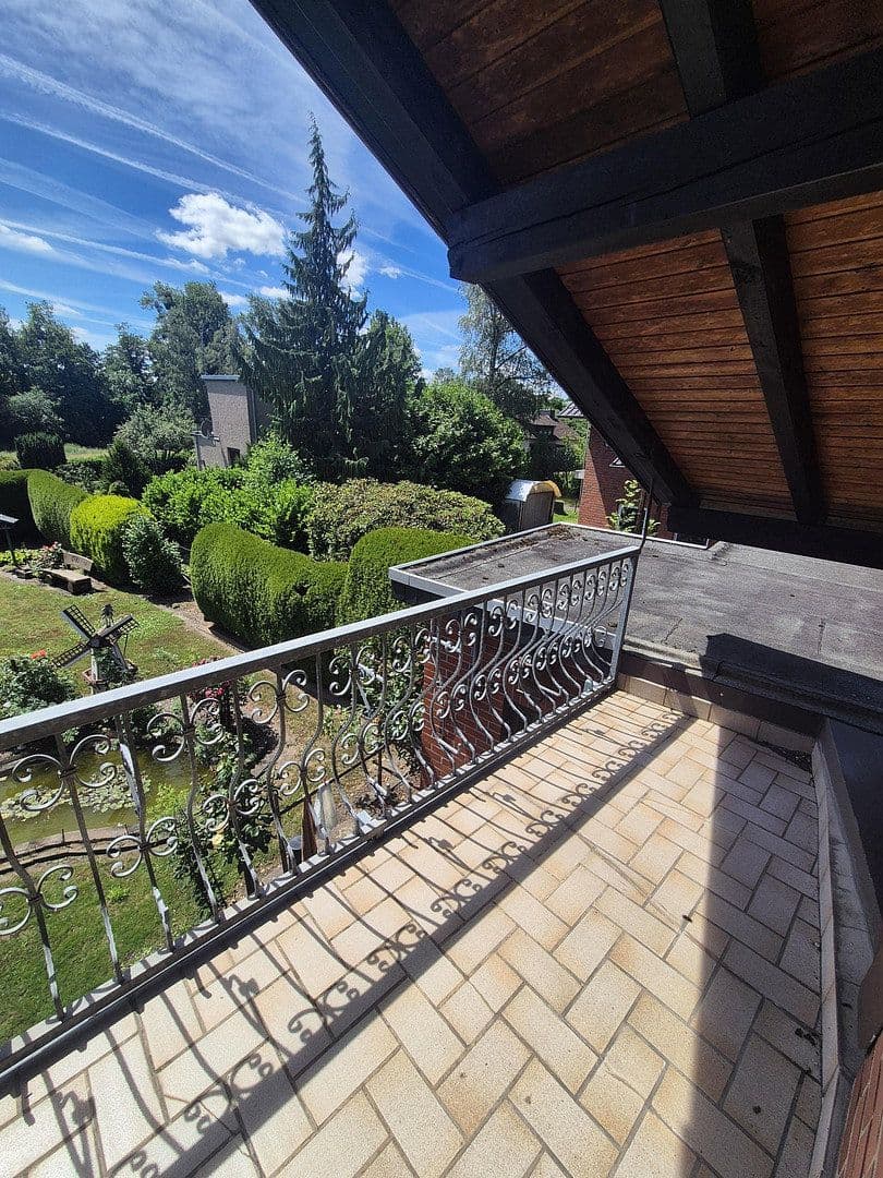 Predaj domu 193 m², pozemok 1.167 m², Bückeburg, Dolné Sasko Predaj domu 193 m², pozemok 1.167 m², Bückeburg, Dolné Sasko