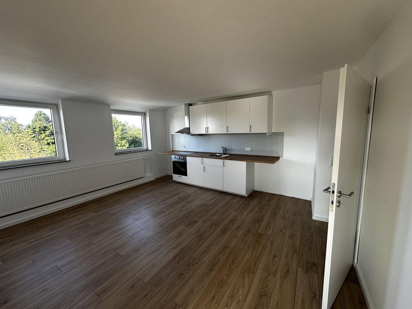 Prenájom bytu 3-izbový 63 m², Fröbelstraße 16, Bremen, Brémy Prenájom bytu 3-izbový 63 m², Fröbelstraße 16, Bremen, Brémy