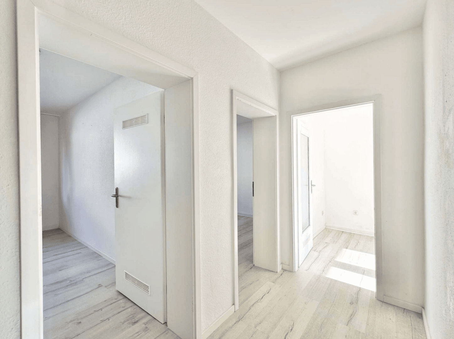 Predaj bytu 2-izbový 55 m², Köln, Severné Porýnie - Westfálsko Predaj bytu 2-izbový 55 m², Köln, Severné Porýnie - Westfálsko