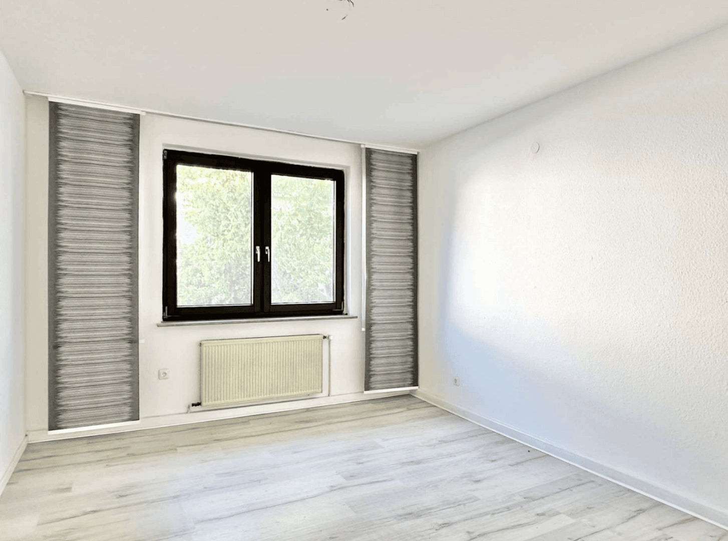 Predaj bytu 2-izbový 55 m², Köln, Severné Porýnie - Westfálsko Predaj bytu 2-izbový 55 m², Köln, Severné Porýnie - Westfálsko