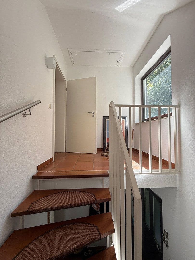 Predaj domu 146 m², pozemok 332 m², Schmitten im Taunus, Hesensko Predaj domu 146 m², pozemok 332 m², Schmitten im Taunus, Hesensko