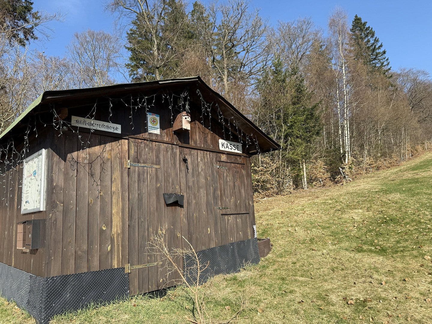Predaj domu 146 m², pozemok 332 m², Schmitten im Taunus, Hesensko Predaj domu 146 m², pozemok 332 m², Schmitten im Taunus, Hesensko