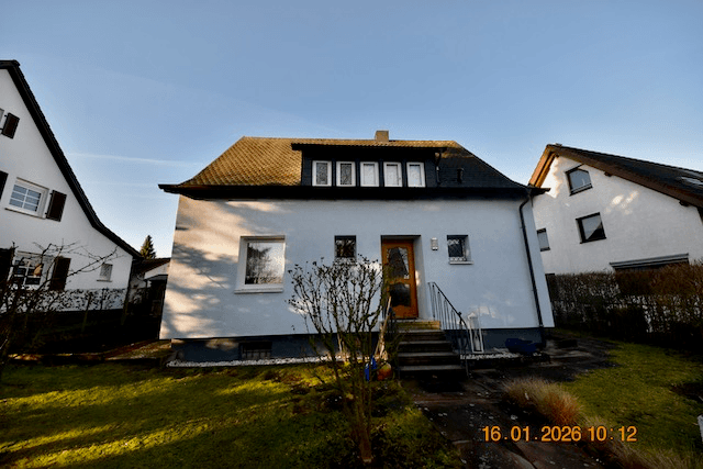 Predaj domu 119 m², pozemok 514 m², Stadtseestraße 56, Weinsberg, Bádensko-Wurttembersko Predaj domu 119 m², pozemok 514 m², Stadtseestraße 56, Weinsberg, Bádensko-Wurttembersko