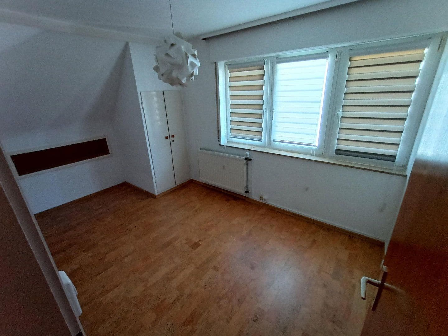 Predaj domu 119 m², pozemok 514 m², Stadtseestraße 56, Weinsberg, Bádensko-Wurttembersko Predaj domu 119 m², pozemok 514 m², Stadtseestraße 56, Weinsberg, Bádensko-Wurttembersko