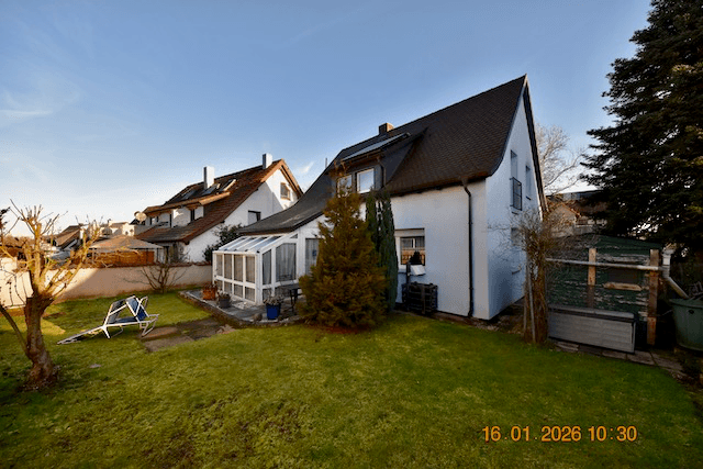 Predaj domu 119 m², pozemok 514 m², Stadtseestraße 56, Weinsberg, Bádensko-Wurttembersko Predaj domu 119 m², pozemok 514 m², Stadtseestraße 56, Weinsberg, Bádensko-Wurttembersko