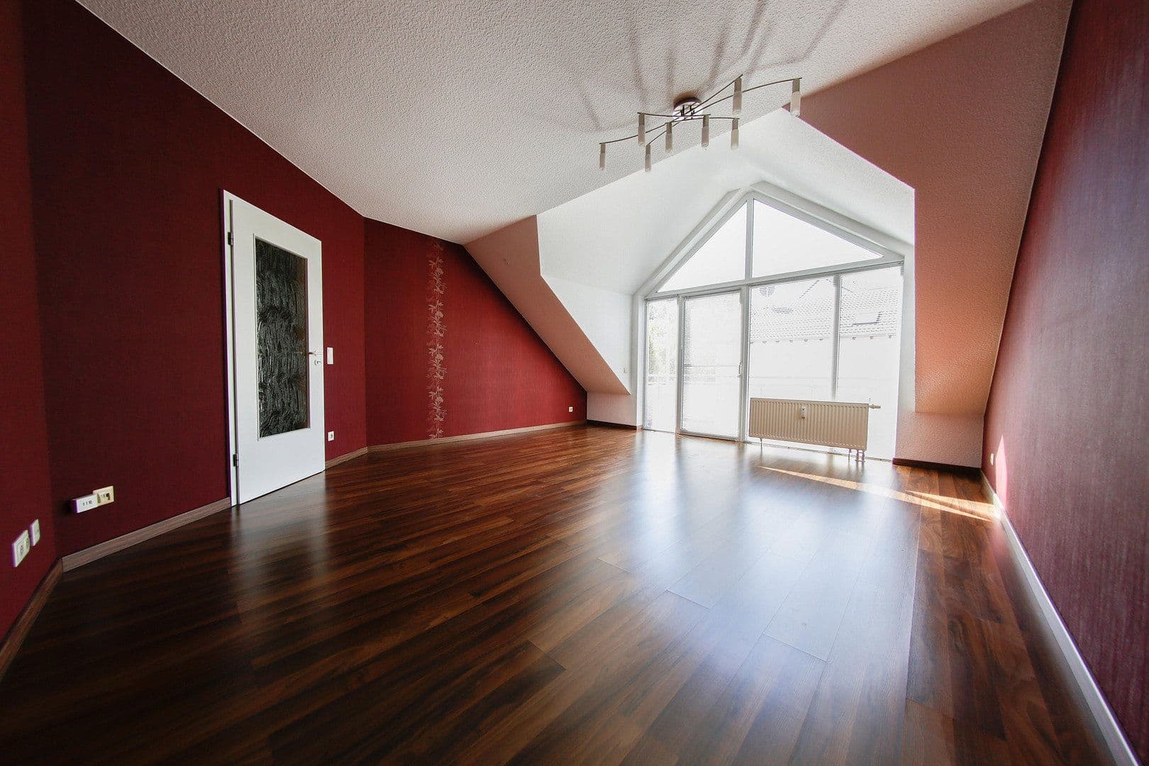 Predaj bytu 4-izbový 94 m², Wendelsheim, Porýnie-Falcko Predaj bytu 4-izbový 94 m², Wendelsheim, Porýnie-Falcko