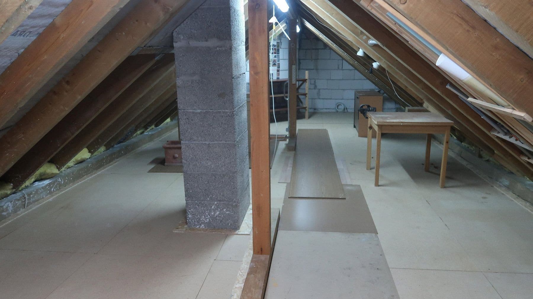 Predaj bytu 4-izbový 94 m², Wendelsheim, Porýnie-Falcko Predaj bytu 4-izbový 94 m², Wendelsheim, Porýnie-Falcko