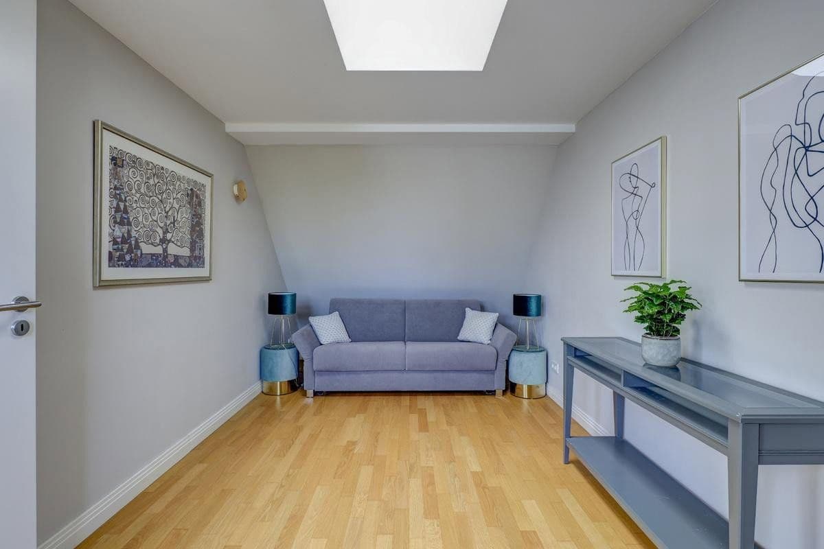 Predaj bytu 4-izbový 159 m², Berlin, Berlín Predaj bytu 4-izbový 159 m², Berlin, Berlín