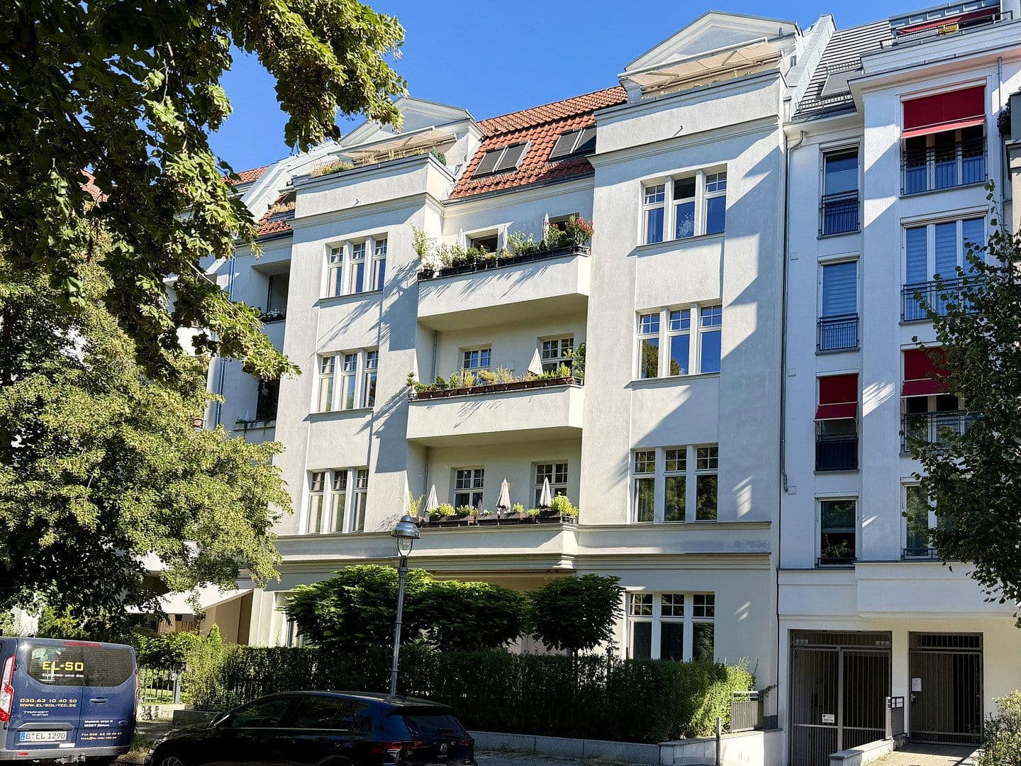 Predaj bytu 4-izbový 159 m², Berlin, Berlín Predaj bytu 4-izbový 159 m², Berlin, Berlín