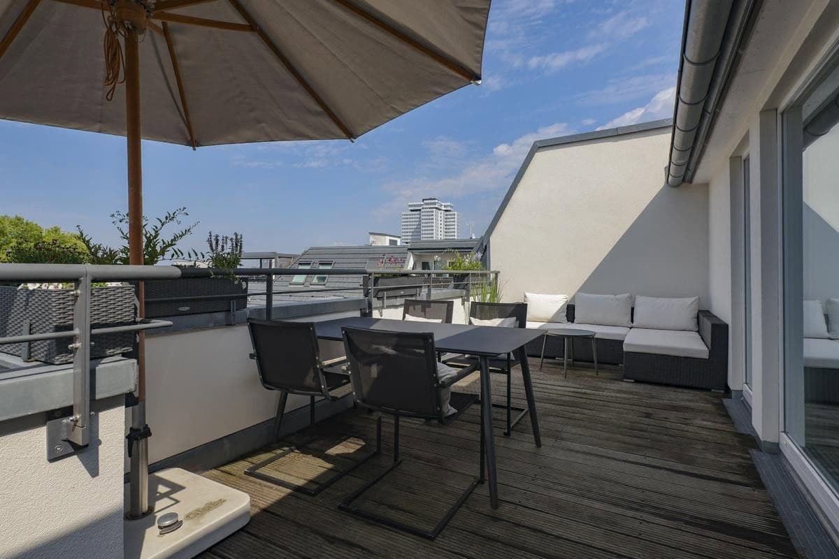 Predaj bytu 4-izbový 159 m², Berlin, Berlín Predaj bytu 4-izbový 159 m², Berlin, Berlín