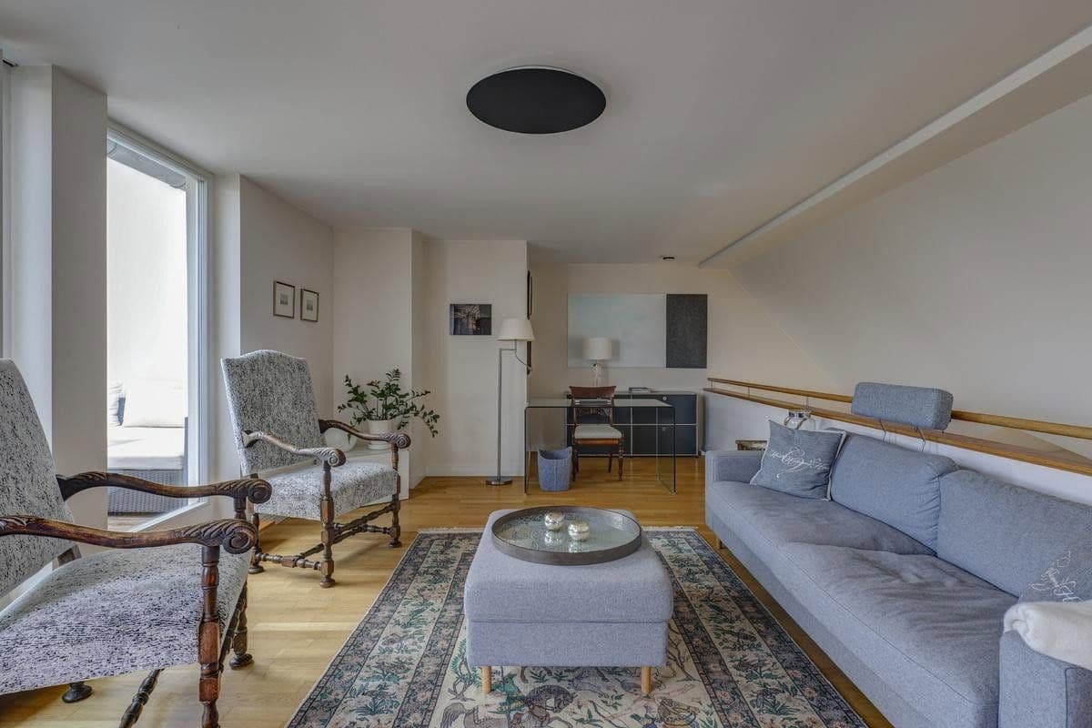 Predaj bytu 4-izbový 159 m², Berlin, Berlín Predaj bytu 4-izbový 159 m², Berlin, Berlín
