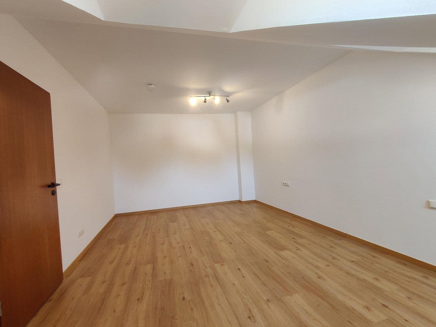 Predaj bytu 2-izbový 69 m², Grafing bei München, Bavorsko Predaj bytu 2-izbový 69 m², Grafing bei München, Bavorsko