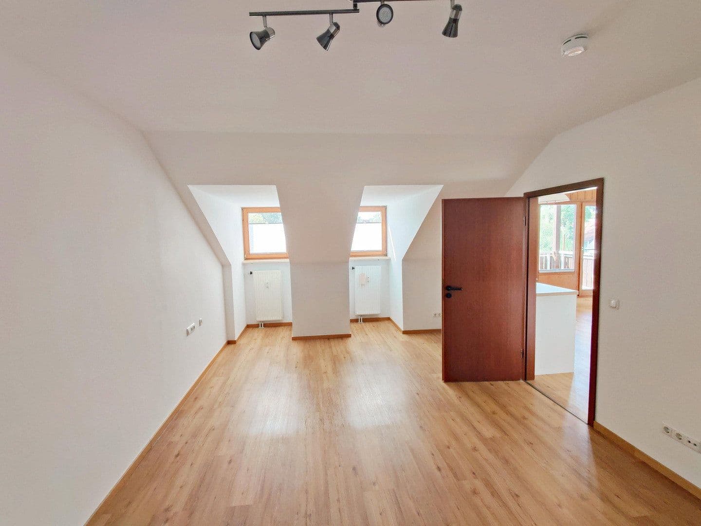 Predaj bytu 2-izbový 69 m², Grafing bei München, Bavorsko Predaj bytu 2-izbový 69 m², Grafing bei München, Bavorsko