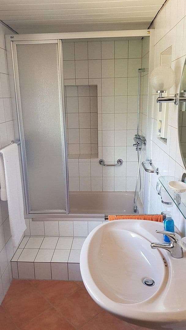 Predaj domu 145 m², pozemok 318 m², Homerich 9, Idar-Oberstein, Porýnie-Falcko Predaj domu 145 m², pozemok 318 m², Homerich 9, Idar-Oberstein, Porýnie-Falcko