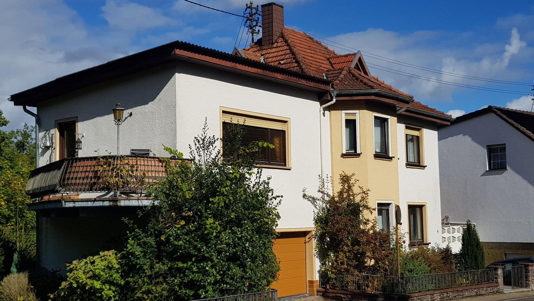 Predaj domu 145 m², pozemok 318 m², Homerich 9, Idar-Oberstein, Porýnie-Falcko Predaj domu 145 m², pozemok 318 m², Homerich 9, Idar-Oberstein, Porýnie-Falcko