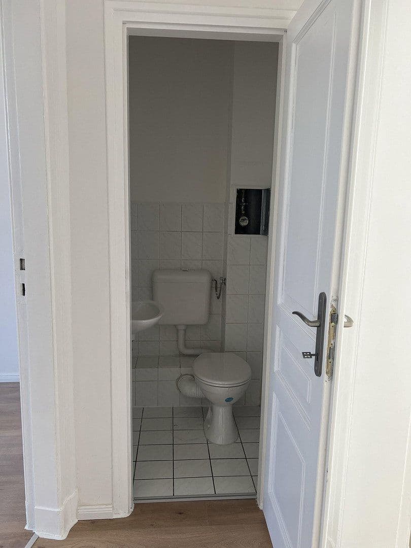 Prenájom bytu 3-izbový 92 m², Magdeburg, Sasko-Anhaltsko Prenájom bytu 3-izbový 92 m², Magdeburg, Sasko-Anhaltsko