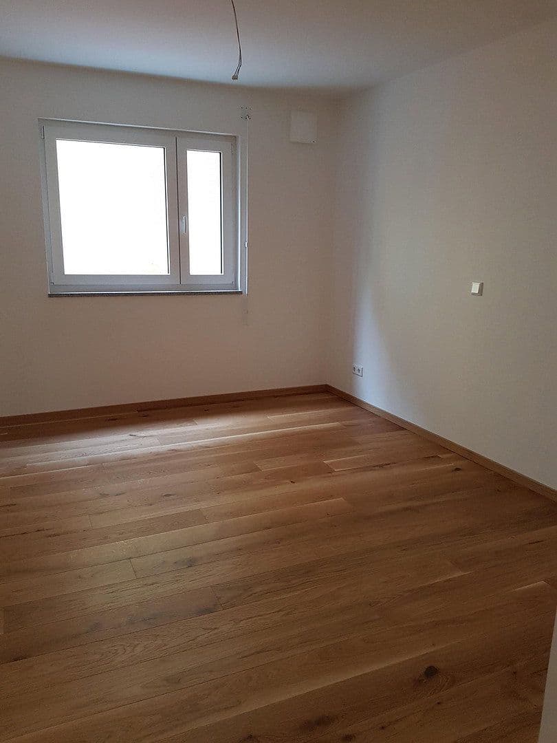 Prenájom bytu 3-izbový 83 m², Hallertorstraße 8, Neumarkt in der Oberpfalz, Bavorsko Prenájom bytu 3-izbový 83 m², Hallertorstraße 8, Neumarkt in der Oberpfalz, Bavorsko