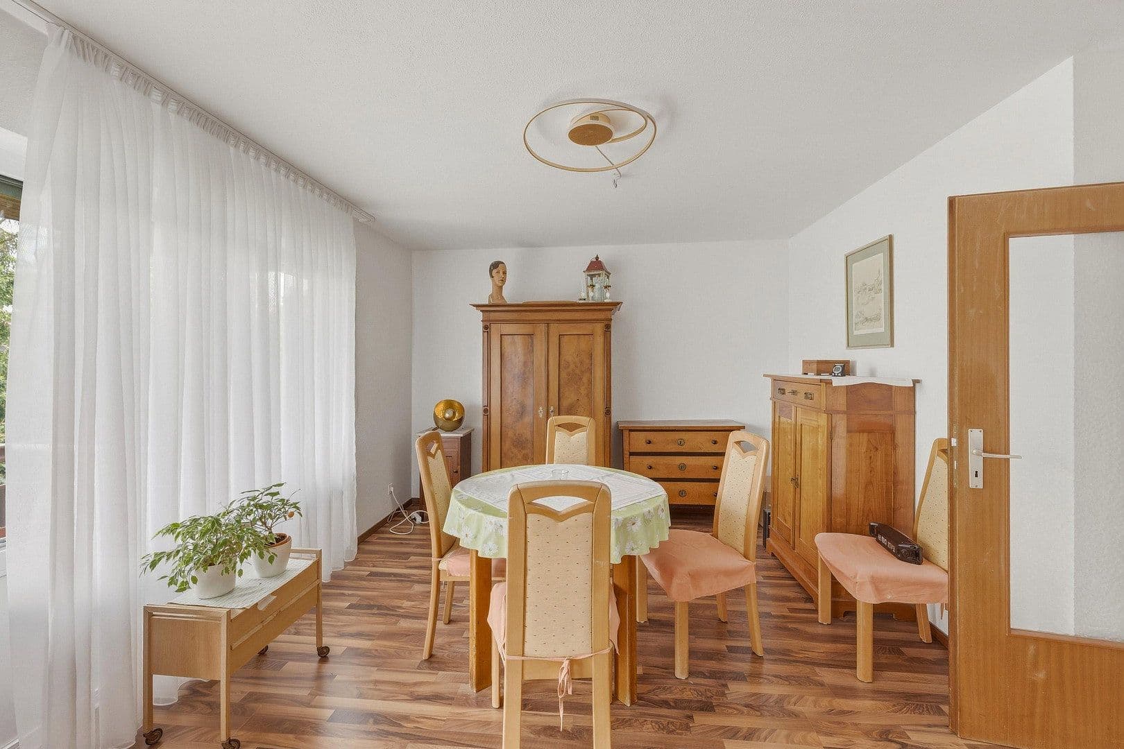 Predaj bytu 3-izbový 77 m², Überlingen, Bádensko-Wurttembersko Predaj bytu 3-izbový 77 m², Überlingen, Bádensko-Wurttembersko