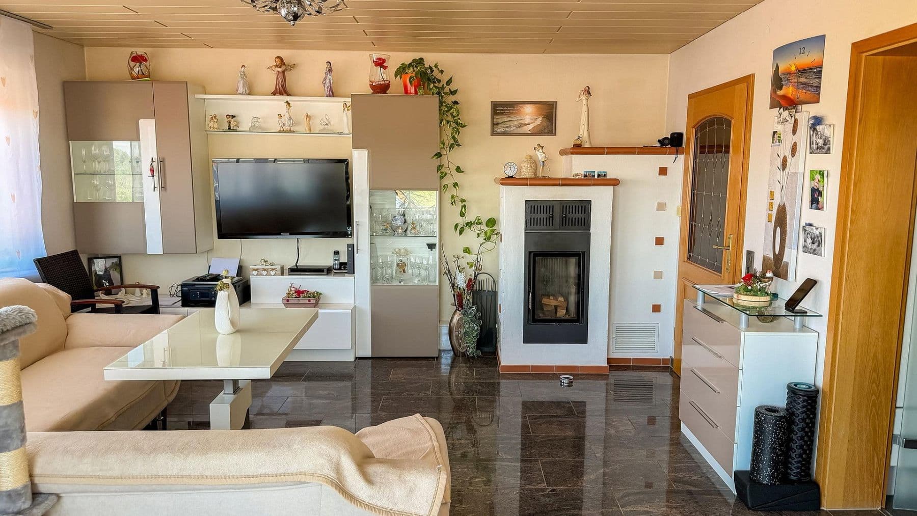 Predaj domu 170 m², pozemok 270 m², Zollernstr. 22/1, Kohlberg, Bádensko-Wurttembersko Predaj domu 170 m², pozemok 270 m², Zollernstr. 22/1, Kohlberg, Bádensko-Wurttembersko