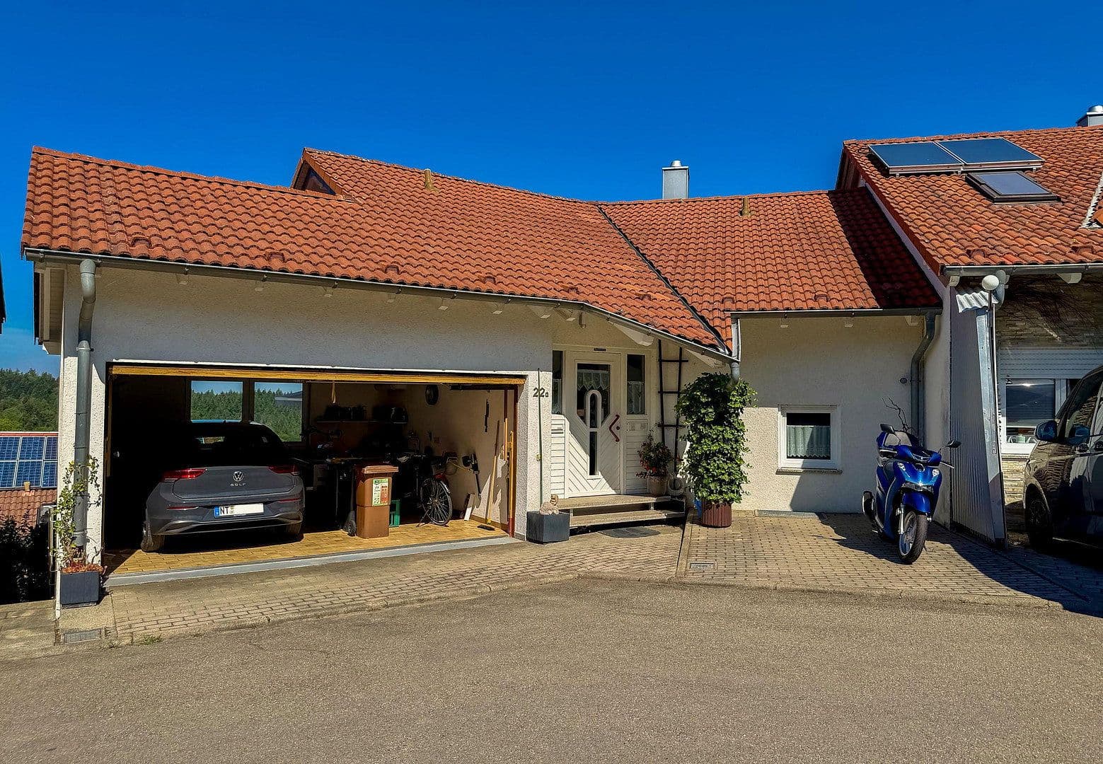 Predaj domu 170 m², pozemok 270 m², Zollernstr. 22/1, Kohlberg, Bádensko-Wurttembersko Predaj domu 170 m², pozemok 270 m², Zollernstr. 22/1, Kohlberg, Bádensko-Wurttembersko