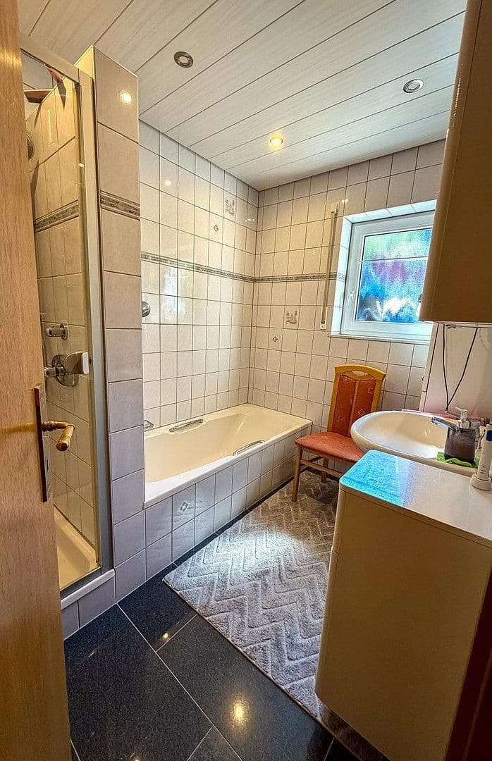Predaj domu 170 m², pozemok 270 m², Zollernstr. 22/1, Kohlberg, Bádensko-Wurttembersko Predaj domu 170 m², pozemok 270 m², Zollernstr. 22/1, Kohlberg, Bádensko-Wurttembersko