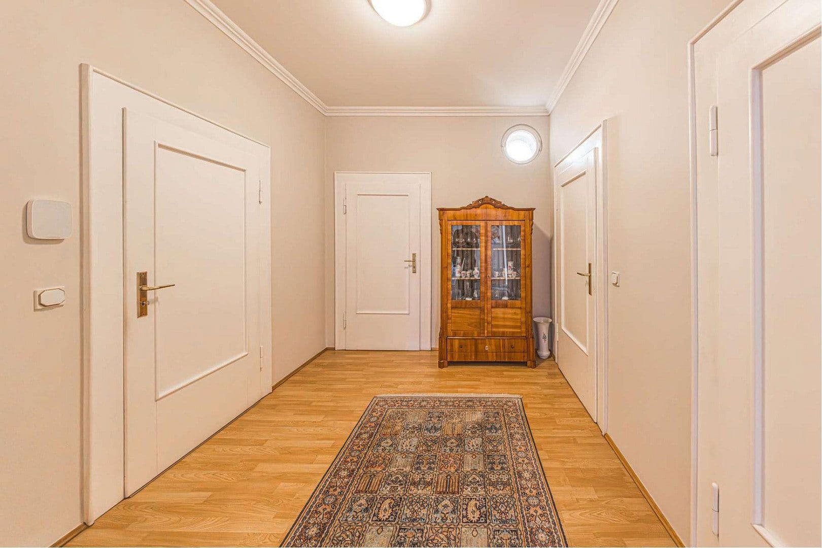 Predaj domu 300 m², pozemok 1.600 m², Taucha, Sasko Predaj domu 300 m², pozemok 1.600 m², Taucha, Sasko