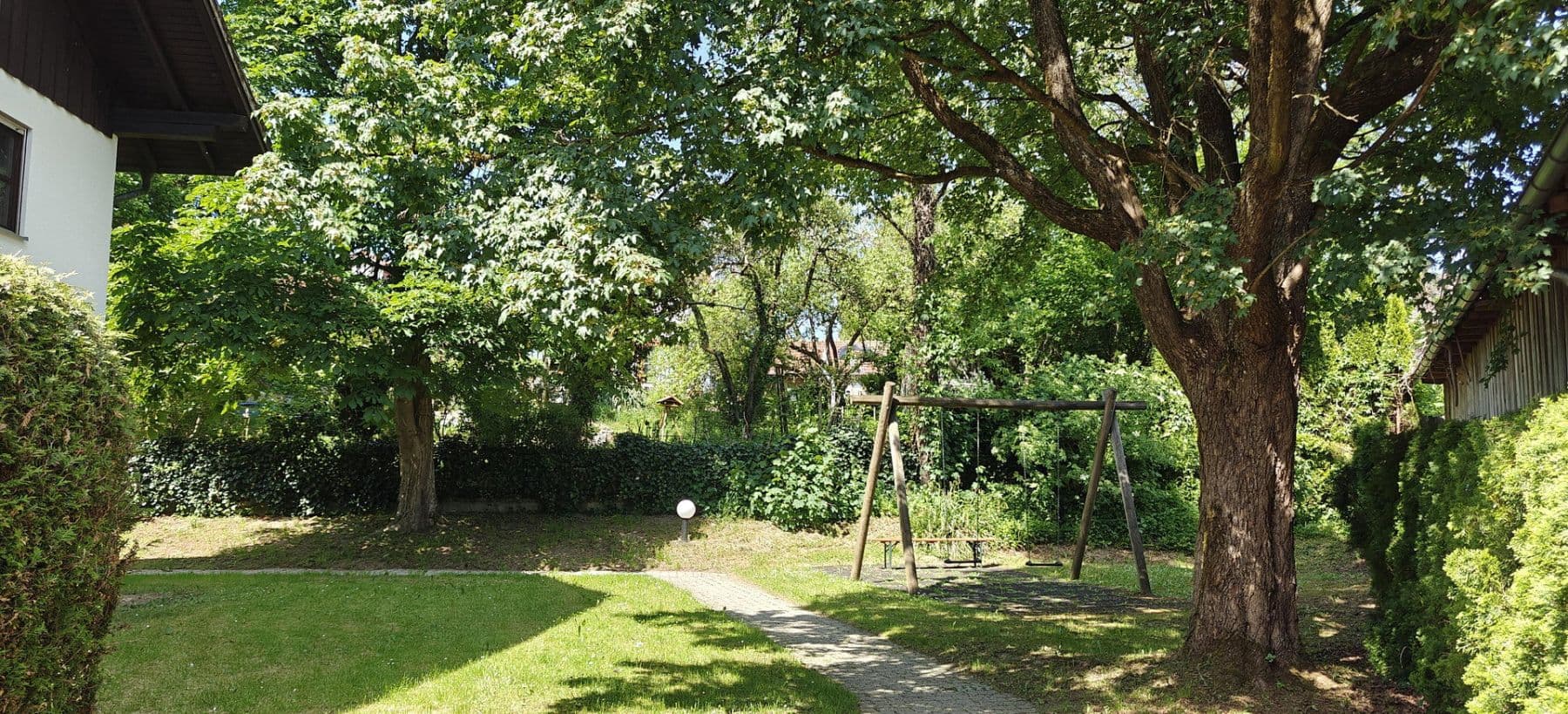 Prenájom bytu 4-izbový 136 m², Zinnebergerstr. 13, Glonn, Bavorsko Prenájom bytu 4-izbový 136 m², Zinnebergerstr. 13, Glonn, Bavorsko