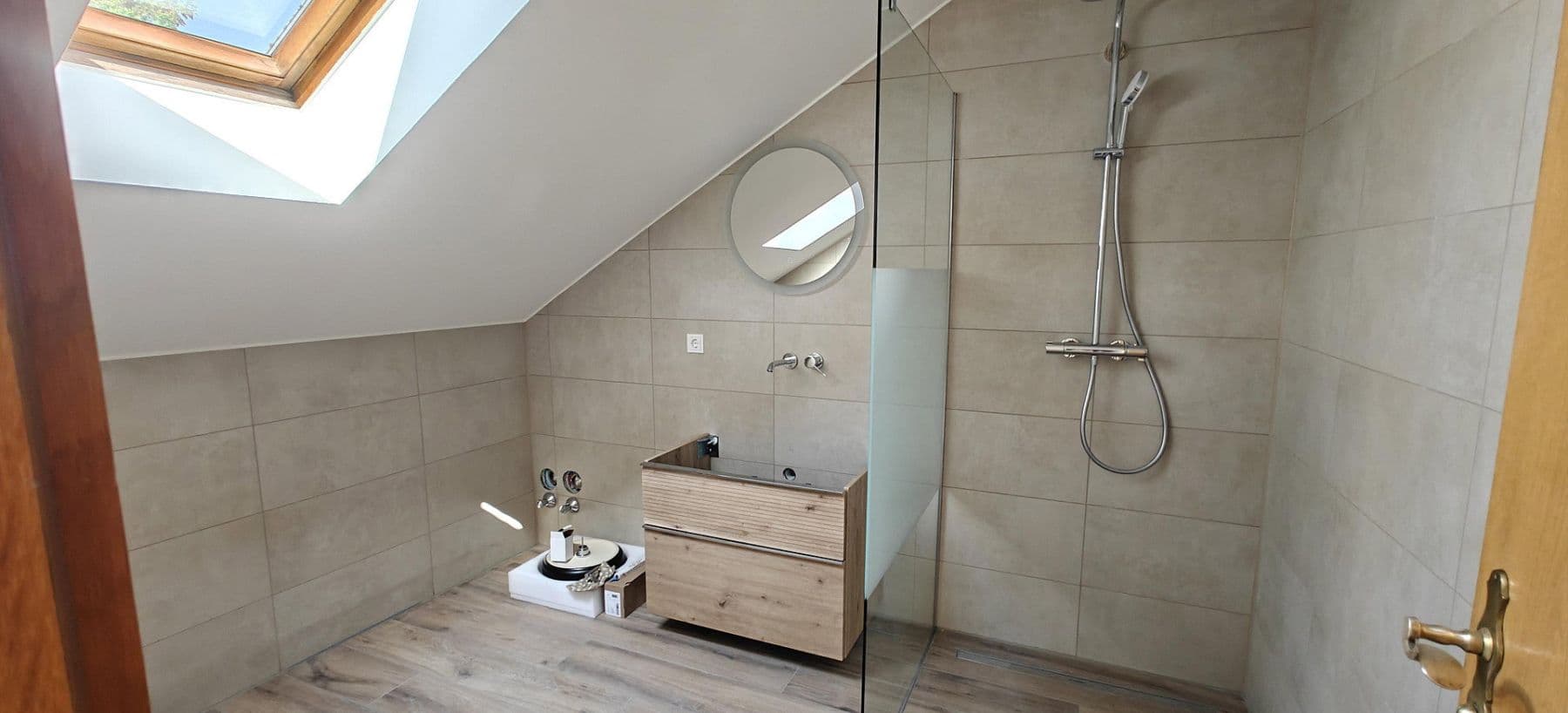 Prenájom bytu 4-izbový 136 m², Zinnebergerstr. 13, Glonn, Bavorsko Prenájom bytu 4-izbový 136 m², Zinnebergerstr. 13, Glonn, Bavorsko
