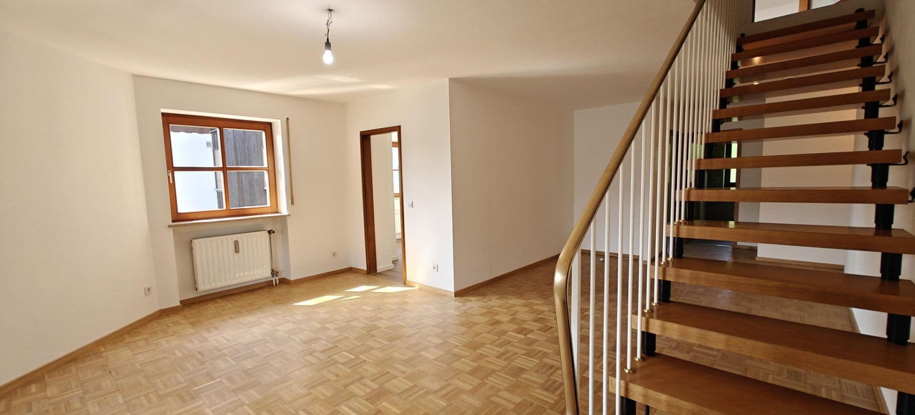 Prenájom bytu 4-izbový 136 m², Zinnebergerstr. 13, Glonn, Bavorsko Prenájom bytu 4-izbový 136 m², Zinnebergerstr. 13, Glonn, Bavorsko