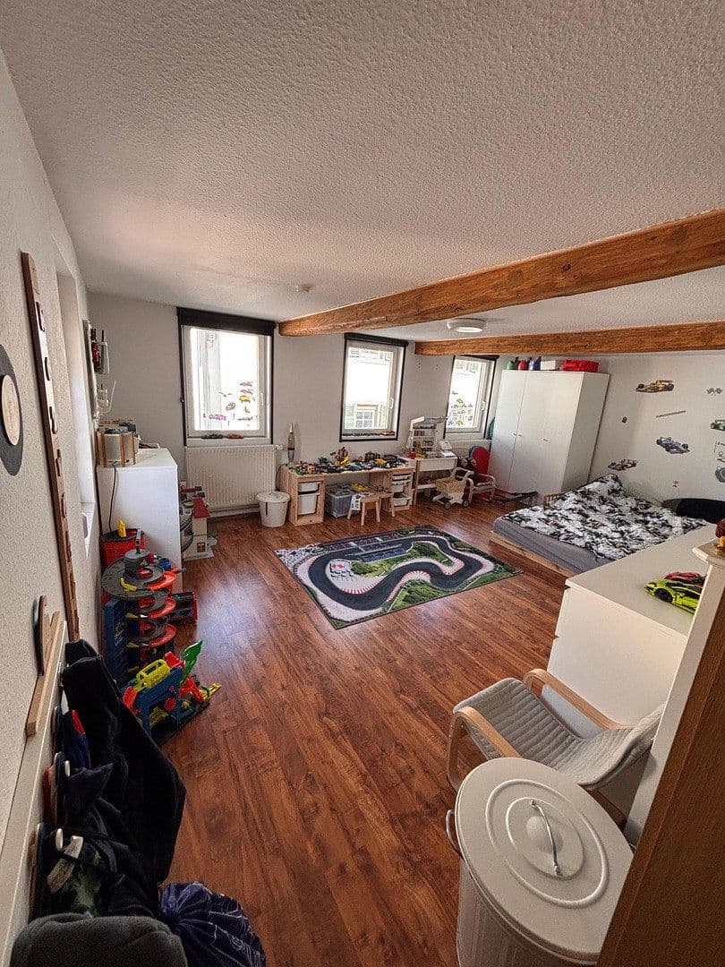 Predaj domu 122 m², pozemok 198 m², Flörsheim, Hesensko Predaj domu 122 m², pozemok 198 m², Flörsheim, Hesensko