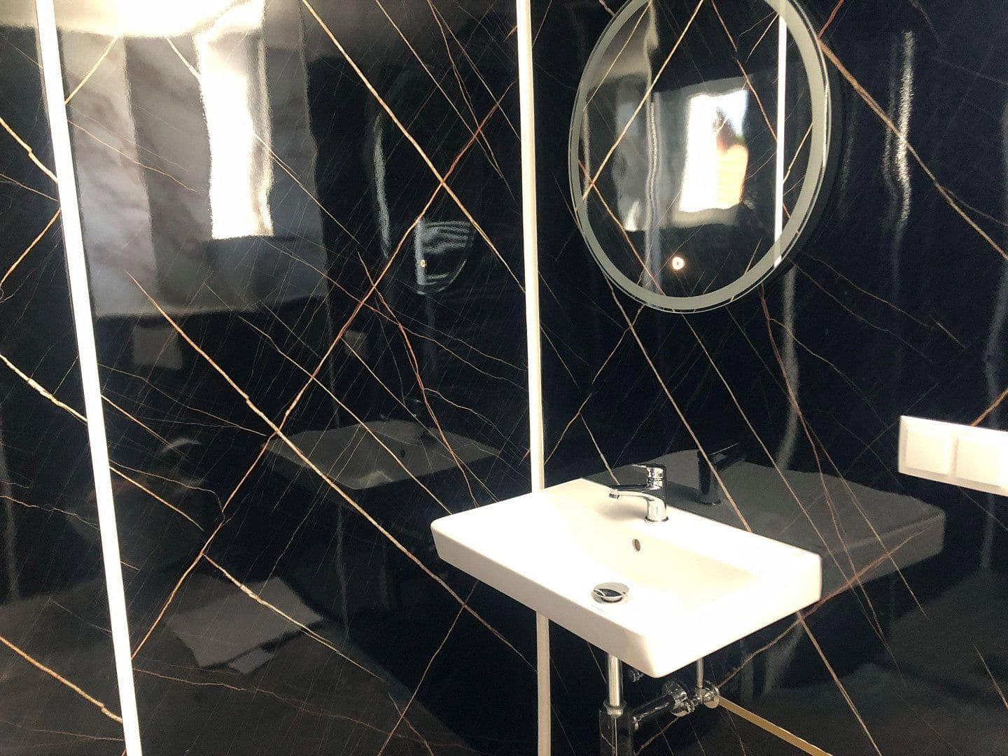 Predaj domu 267 m², pozemok 664 m², Werra-Suhl-Tal, Durínsko Predaj domu 267 m², pozemok 664 m², Werra-Suhl-Tal, Durínsko