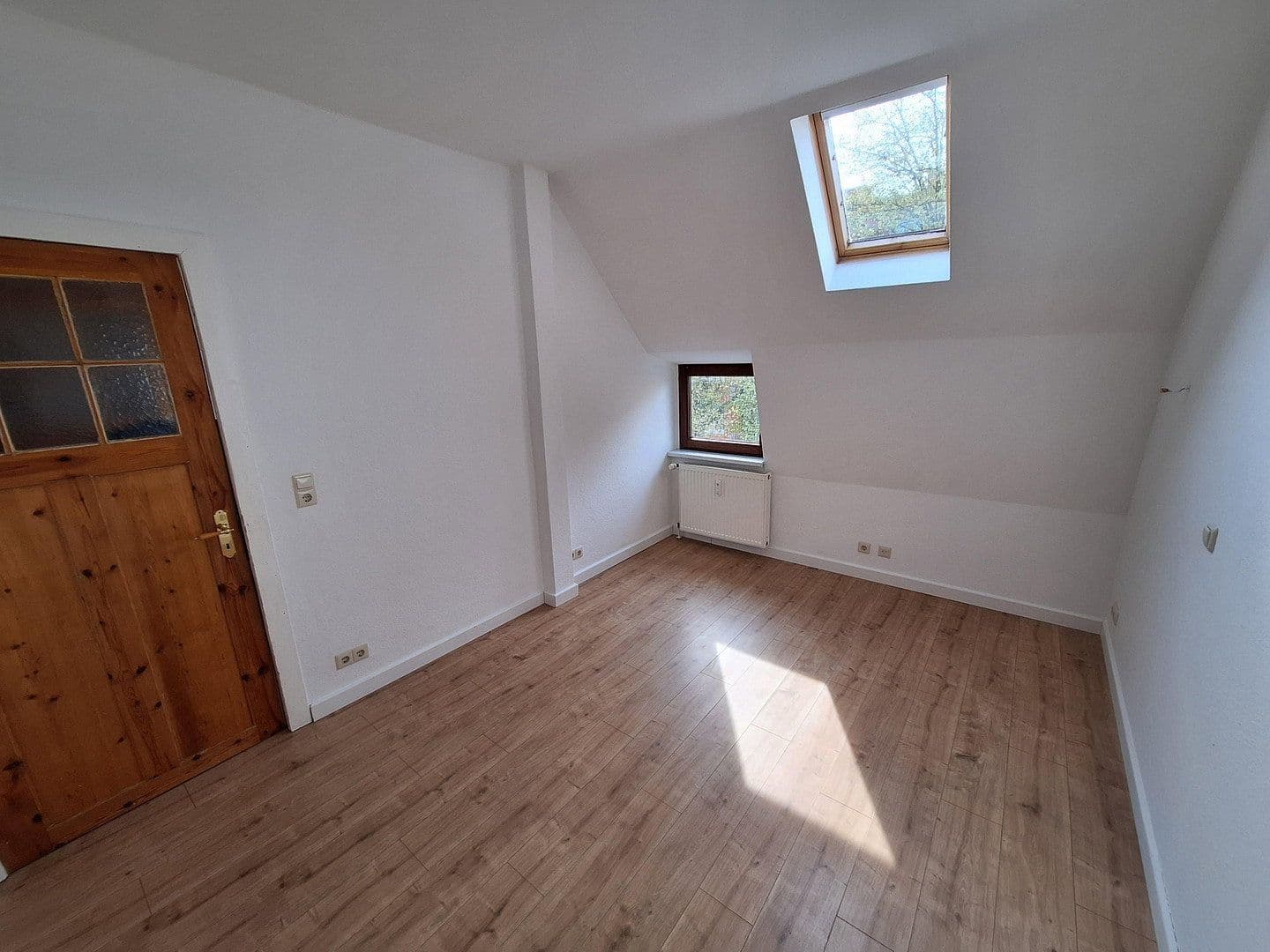 Predaj domu 248 m², pozemok 143 m², Bremen, Brémy Predaj domu 248 m², pozemok 143 m², Bremen, Brémy