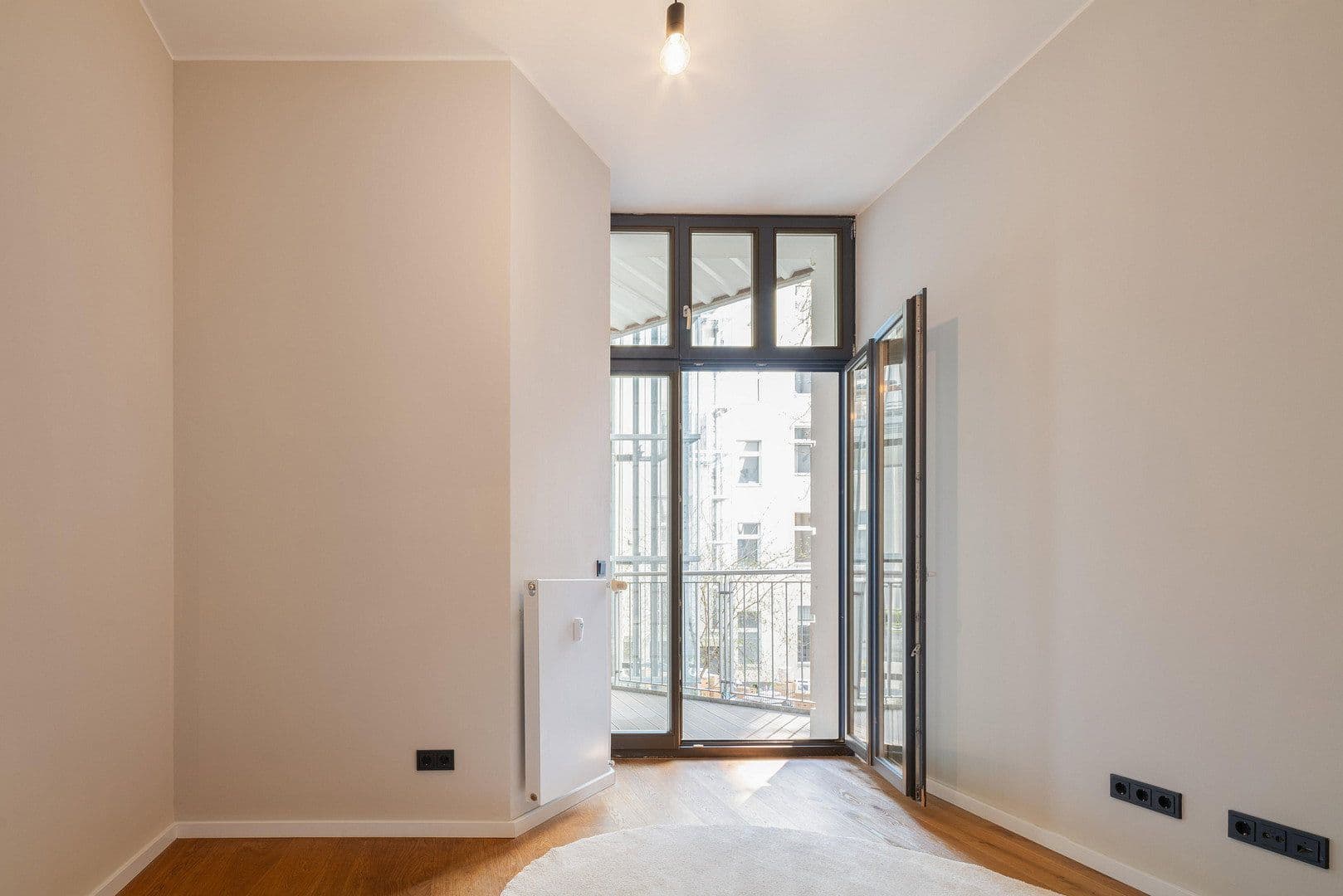 Predaj bytu 3-izbový 125 m², Graefestrasse 80, Berlin, Berlín Predaj bytu 3-izbový 125 m², Graefestrasse 80, Berlin, Berlín