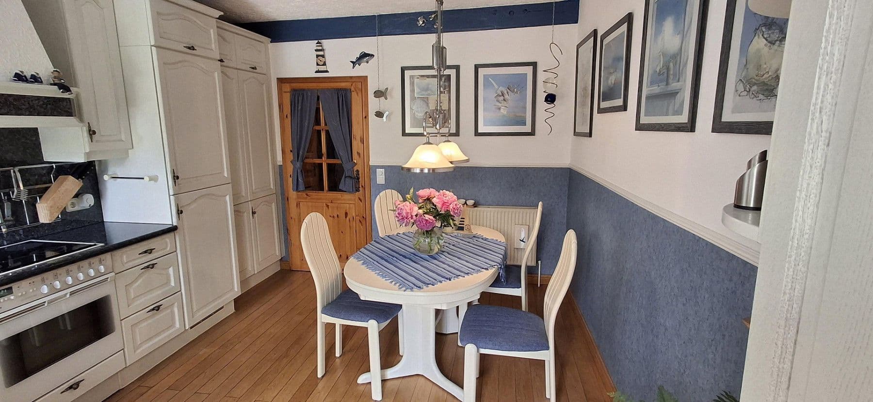Predaj domu 247 m², pozemok 232 m², Glückstadt, Šlezvicko-Holštajnsko Predaj domu 247 m², pozemok 232 m², Glückstadt, Šlezvicko-Holštajnsko