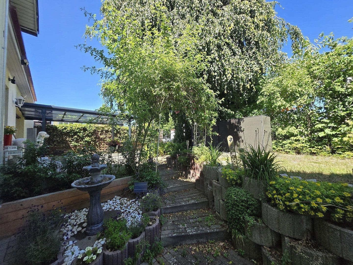Predaj domu 253 m², pozemok 998 m², Untermeitingen, Bavorsko Predaj domu 253 m², pozemok 998 m², Untermeitingen, Bavorsko