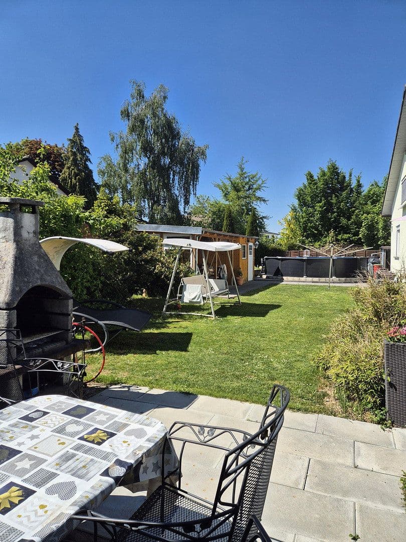 Predaj domu 253 m², pozemok 998 m², Untermeitingen, Bavorsko Predaj domu 253 m², pozemok 998 m², Untermeitingen, Bavorsko
