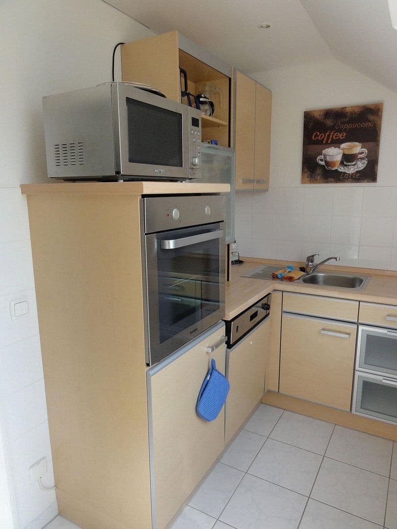 Prenájom bytu 2-izbový 70 m², Haar, Bavorsko Prenájom bytu 2-izbový 70 m², Haar, Bavorsko