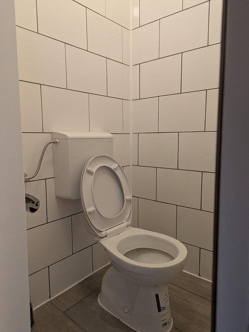 Predaj nebytového priestoru 55 m², Germering-Unterpfaffenhofen, Bavorsko Predaj nebytového priestoru 55 m², Germering-Unterpfaffenhofen, Bavorsko