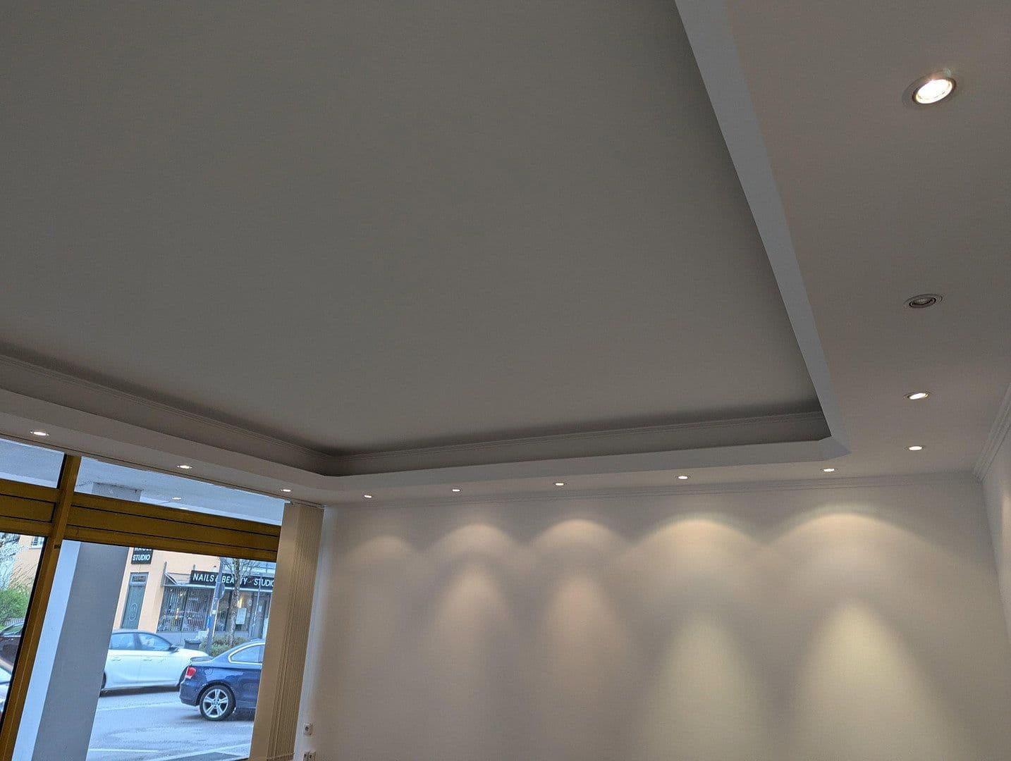 Predaj nebytového priestoru 55 m², Germering-Unterpfaffenhofen, Bavorsko Predaj nebytového priestoru 55 m², Germering-Unterpfaffenhofen, Bavorsko